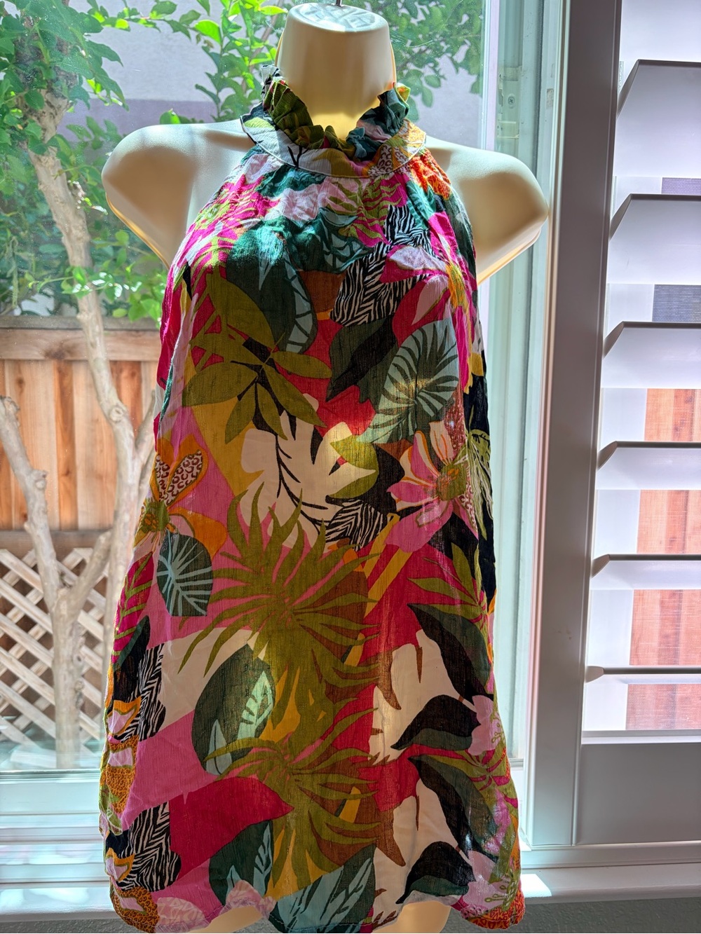 Tropical Sleeveless blouse- Multicolor Leaf Print